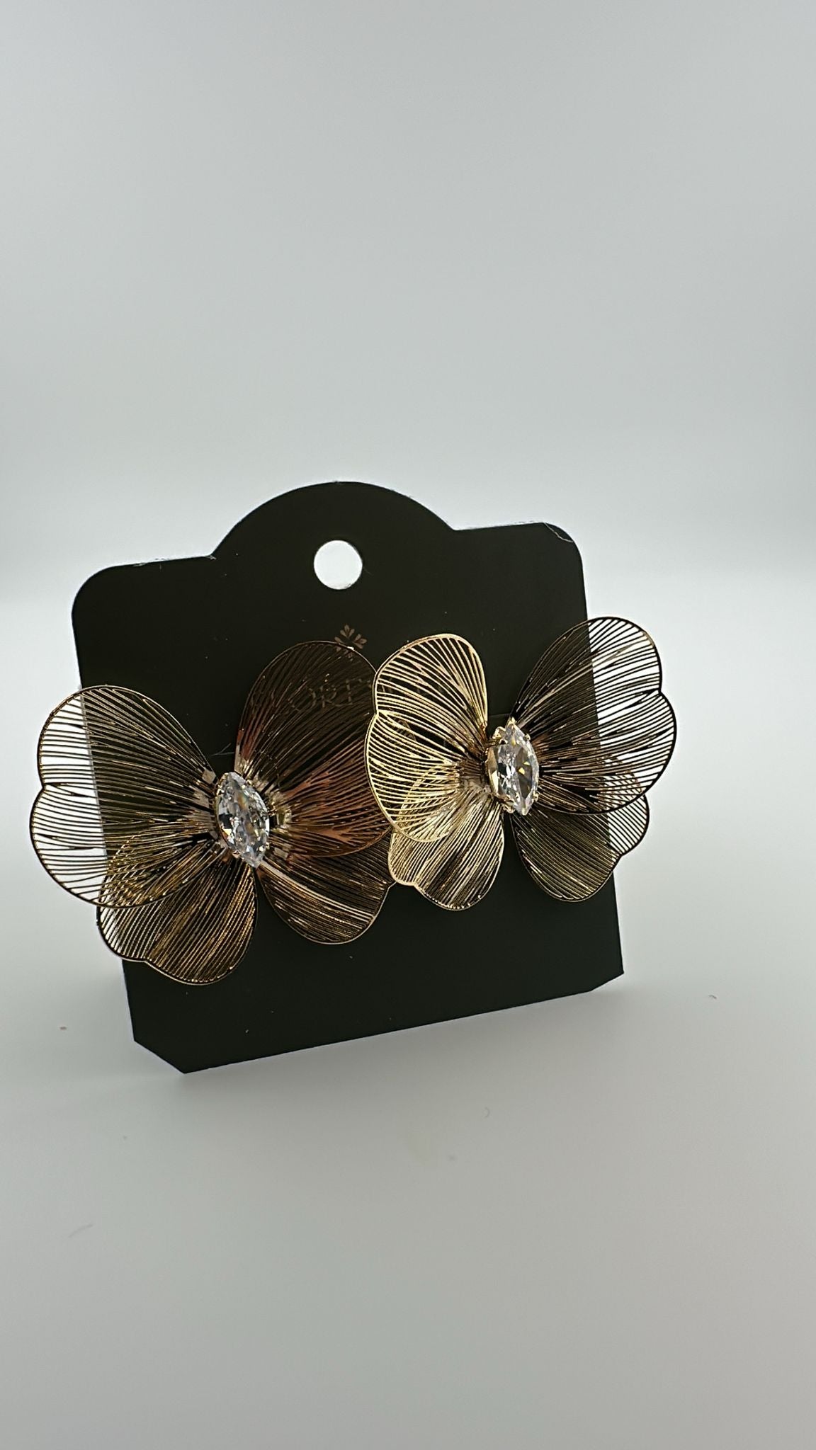 Brinco Semijoia Borboleta Cravejada com Zircônia-Banho de Ouro 18K