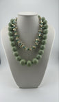 Colar de Duas Voltas com Contas Verde-Claro e Pedras Mistas