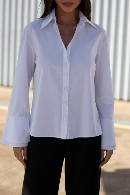 Camisa Branca: Oversized com Punho Amplo