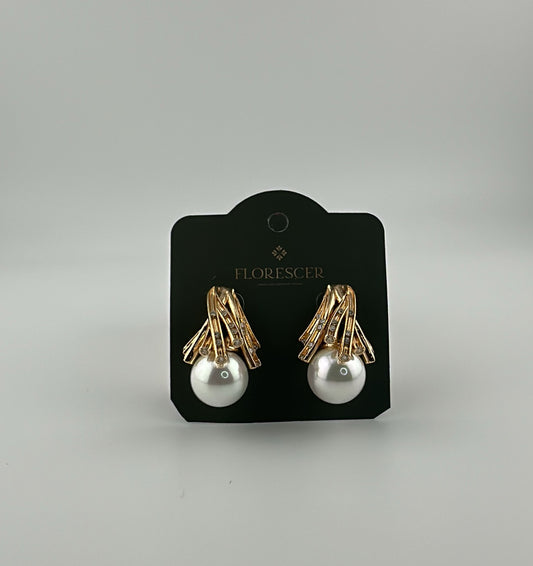 Brinco Semijoia Shell com Banho de Ouro 18K – Acabamento de Joia