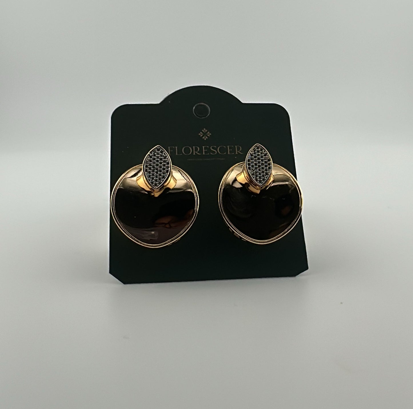 Brinco Semijoia Esfera com Gota Cravejada de Zircônia