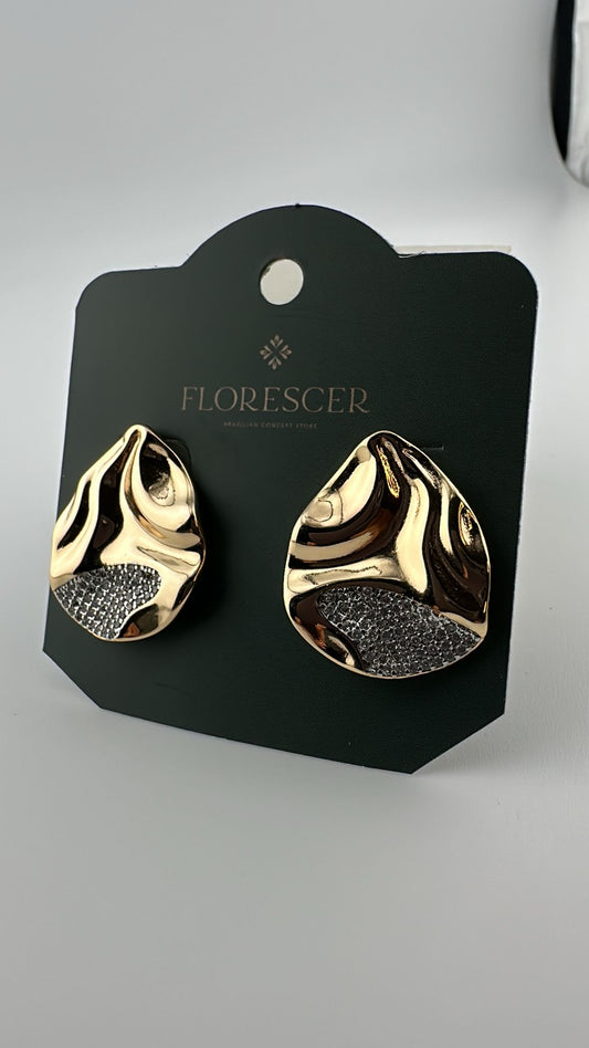 Brinco Semijoia Gota – Cravejada com Zircônia, Banho de Ouro 18K