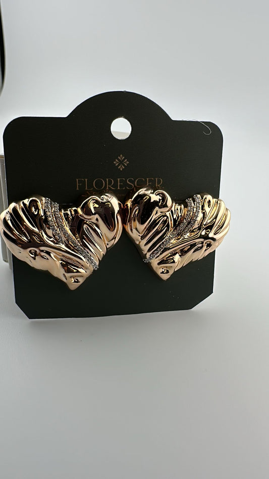 Brinco Semijoia Coração Real – Cravejado com Zircônia, Banho de Ouro 18K