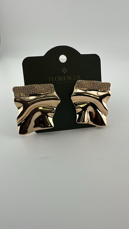 Brinco Semijoia Quadrado Q-Lux – Banho de Ouro 18