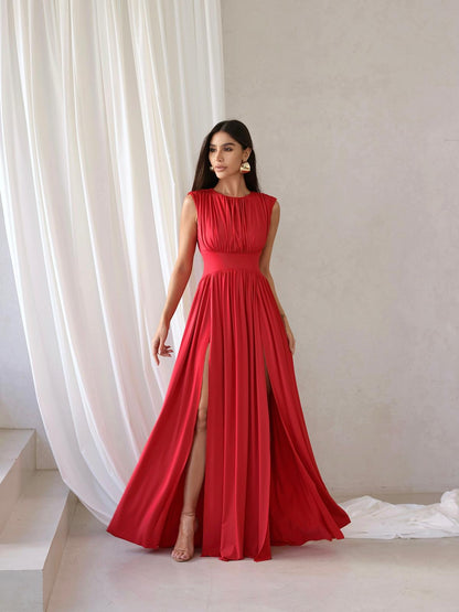 Vestido Longo Plissado com Fendas Laterais - Vermelho