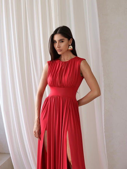 Vestido Longo Plissado com Fendas Laterais - Vermelho